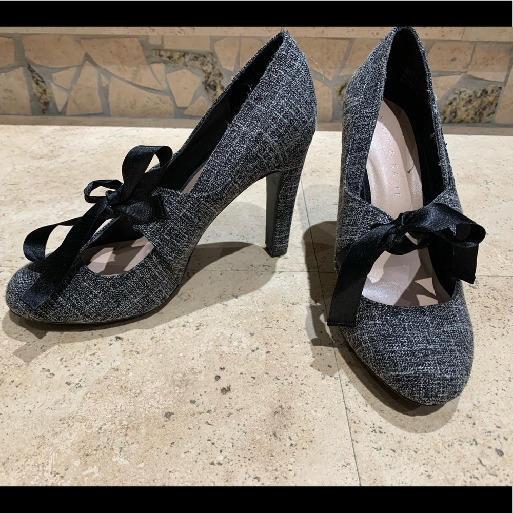 Cute Heels with Bows!